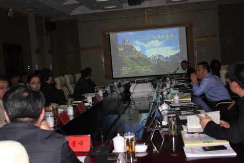 九鼎輝煌《山西省陽(yáng)城縣磨董休閑農業(yè)與鄉村旅游帶總體規劃》初稿第二稿研討會(huì )和補充考察順利完成